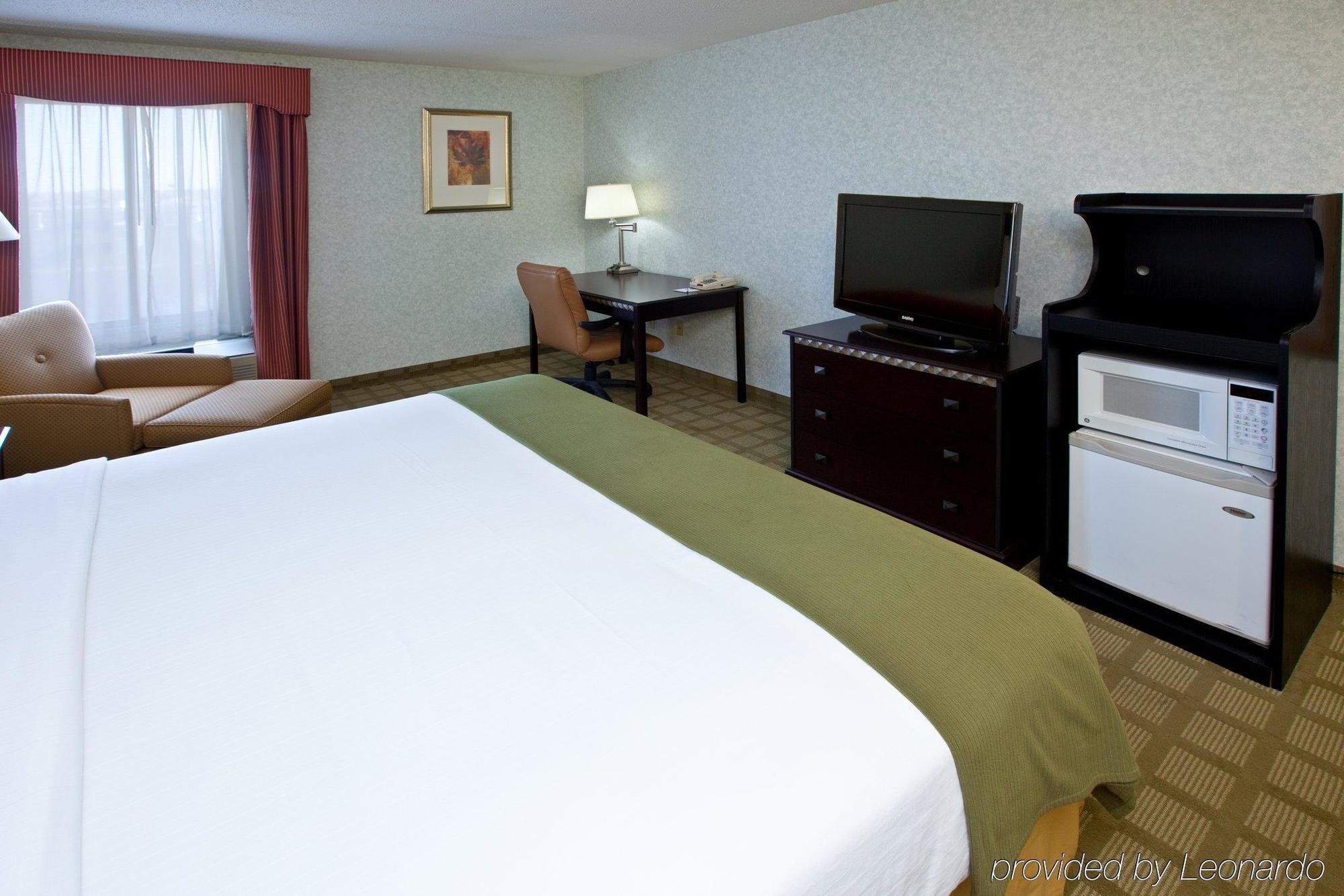 Holiday Inn Express Corydon By Ihg Quarto foto